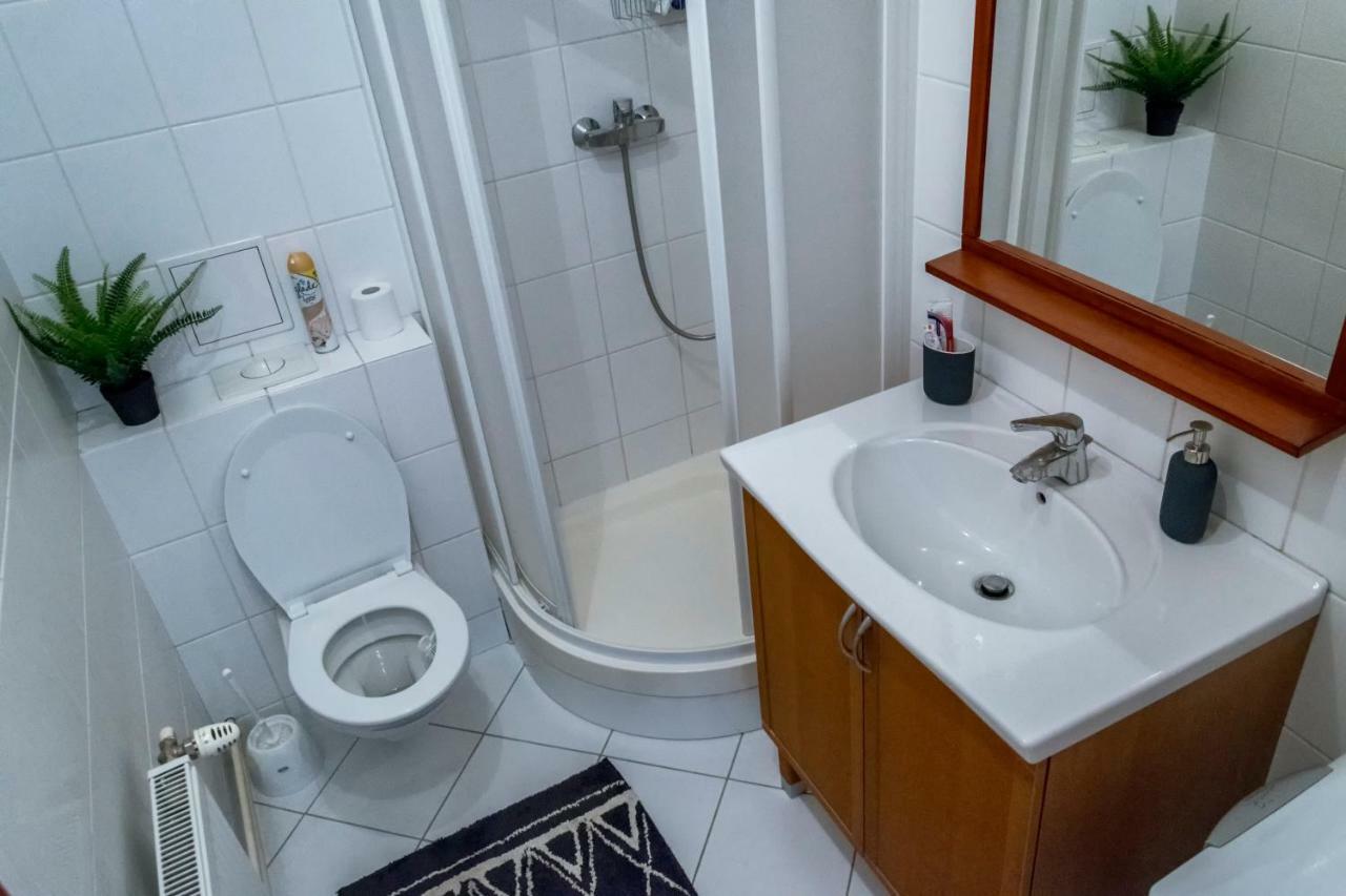 ברטיסלאבה Pollock Apartment In Old Town מראה חיצוני תמונה